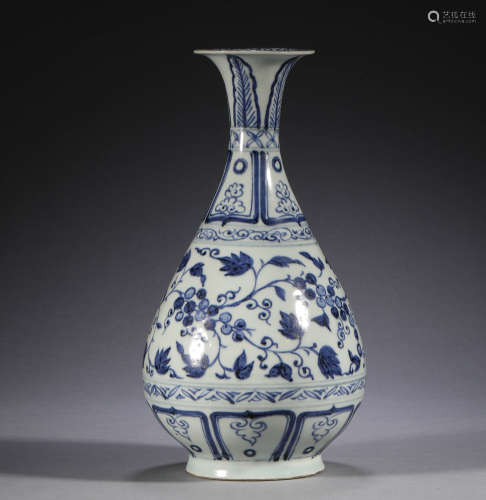 In the Yuan Dynasty, jade pots and spring bottles with blue ...