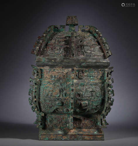 During the Shang and Zhou dynasties, bronze ritual vessels