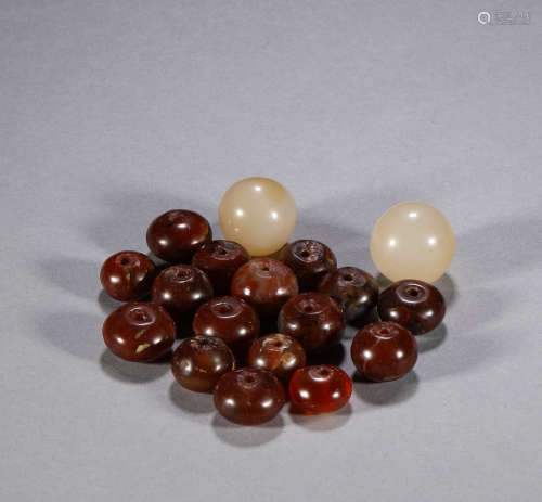 A group of agate beads in Song Dynasty