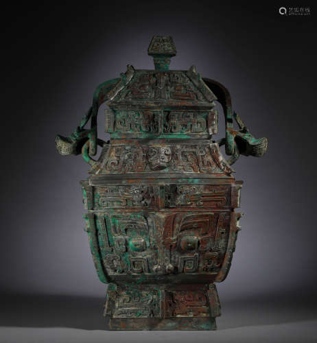 During the Shang and Zhou dynasties, bronze ritual vessels