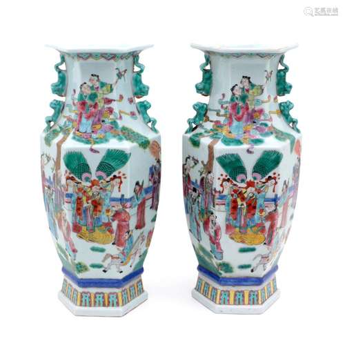 A PAIR OF ORIENTAL VASES