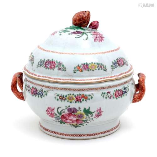 A ROUND TUREEN