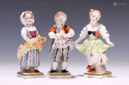 3 porcelain figures, Thuringia, around 1910- 20, dancing