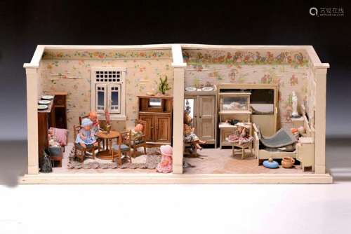 Two dollhouses with accessories, around 1910/20, 1