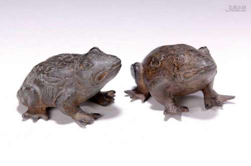 Pair of frogs, probably Indonesia, around 1900