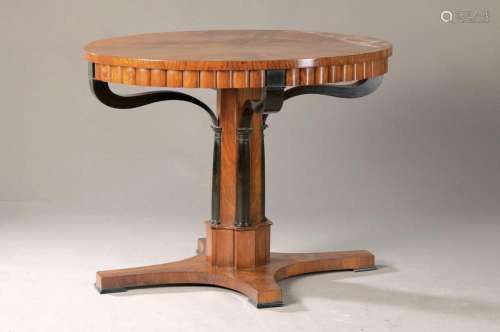 Ovaler Biedermeier table, France, probably 1930s