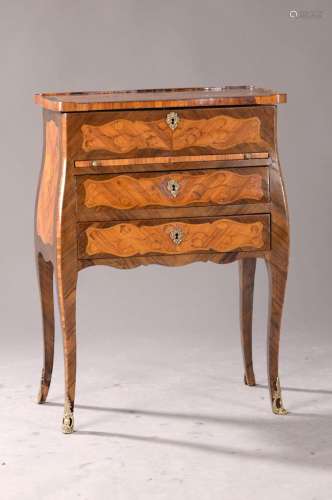 Delicate chest of drawers, France, around 1900