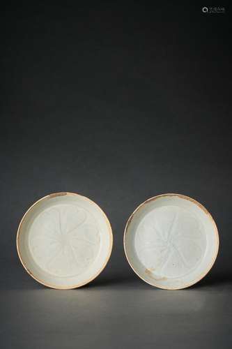 A PAIR OF QINGBAI WASHERS, SOUTHERN SONG DYNASTY (1127-1279)