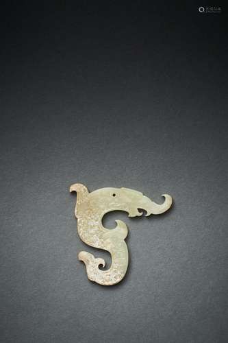 A WHITE JADE FISH DRAGON-FORM PENDANT, HAN DYNASTY (206 BC-2...