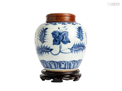 A BLUE AND WHITE JAR, KANGXI PERIOD (1661-1722)