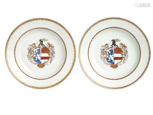 A PAIR OF CHINESE FAMILLE-ROSE ARMORIAL PLATES, QIANLONG PER...