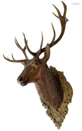 Rare imposing wooden deer head - (h 183cm !)- late 18th cent...