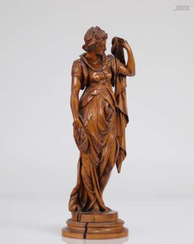 Beautiful boxwood sculpture "young woman"
