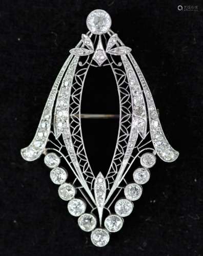 Platinum and diamond Art Deco brooch (10.20gr)