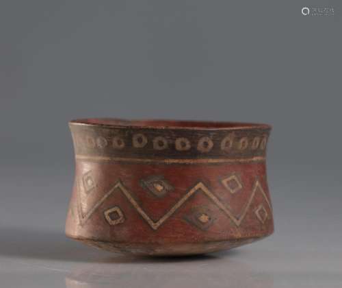 Bowl anthropomorphic geometric shape and patterns South Inca...