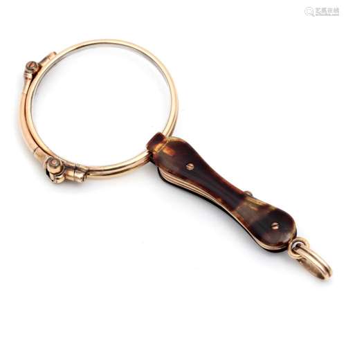 A LORGNETTE (c. 1900)