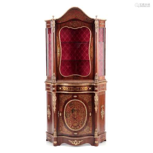 A NAPOLEON III STYLE CABINET