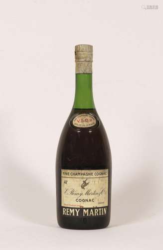 1 bouteille Fine Champagne Remy Martin 0,75L - Etiquette fan...