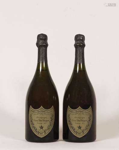 2 bouteilles Champagne Dom Pérignon 1973 Vintage -Niveaux tr...