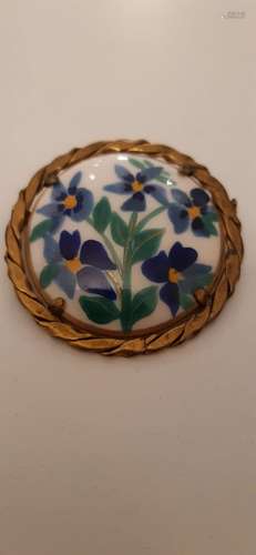 Broche ronde fleurs peintes sur porcelaine signé "sisca...