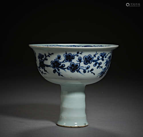 Yuan Dynasty of China,Blue and White Flower High Foot Cup