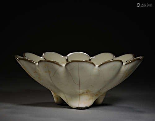 Song Dynasty of China,Ru Kiln Lotus Bowl