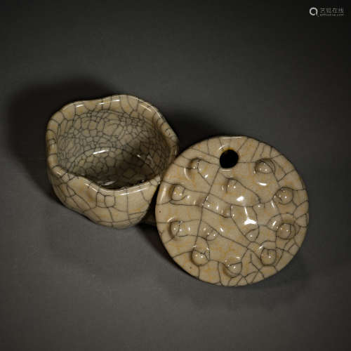Song Dynasty of China,Ge Kiln Lotus Water Jar