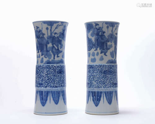 A pair of blue and white 'figure' vase