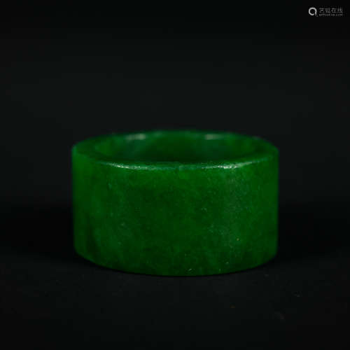 A jade Fingerstall