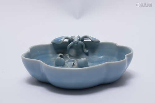 A blue glazed washer