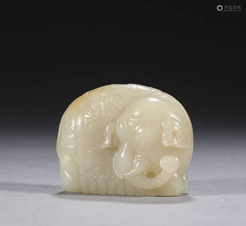 White Jade Elephant Pendant of Hotan in Qing Dynasty