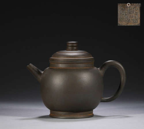 Plain purple clay pot in Qing Dynasty