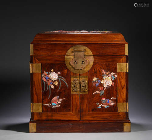 Huanghua pear inlaid shell treasure chest in Qing Dynasty