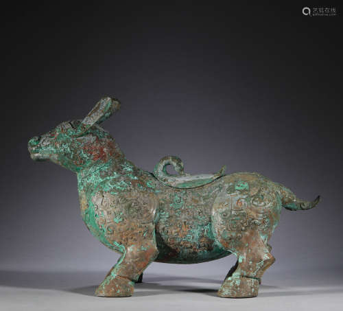 Bronze animal statue in ancient China