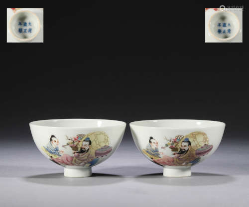 Chinese Qing Dynasty pastel figure pattern pair bowl