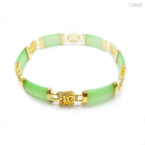 Asian Green Jade Gold Tone Link Ladies Bracelet