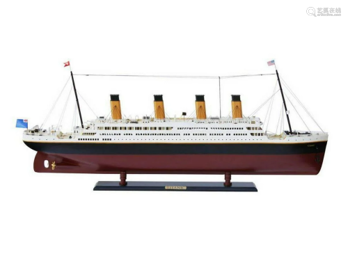 RMS Titanic Model Cruise Ship 50"