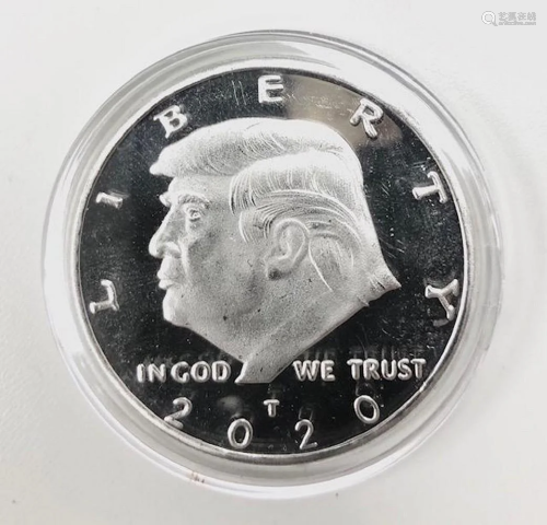 Donald Trump 2020 Commemorative Coin in Case