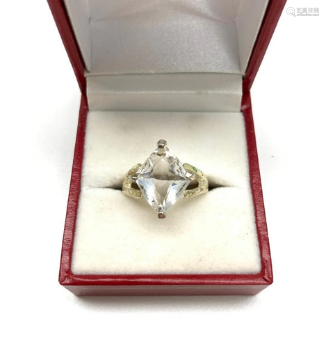 Ladies Size 7 Crystal Ring in Prong Style Silver Toned Mount