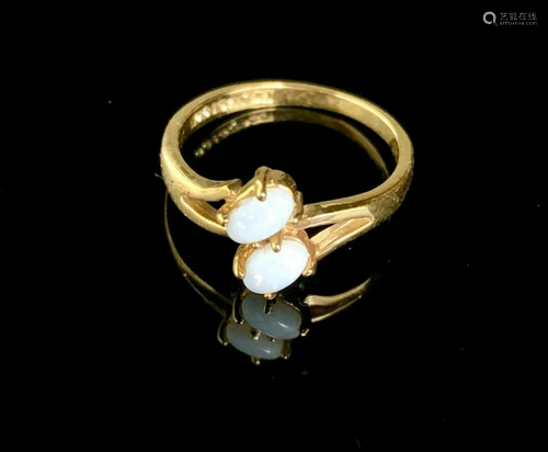 Size 5 .18ct Oval Cut White Opals in 18K Gold Plated Ring