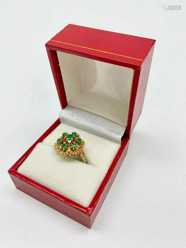 .12ct Round Cut Emerald set in 14K Gold Ring