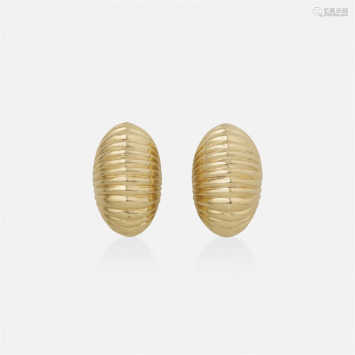 Cartier, Gold shrimp earrings