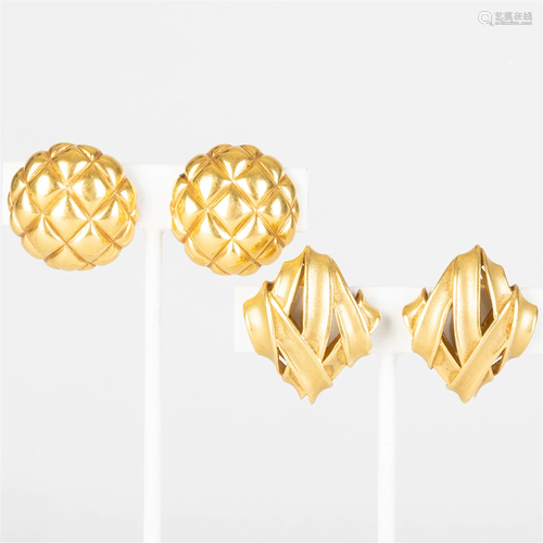 Group of Four 18k Gold Earclips