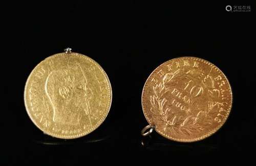 Deux pendentifs en or jaune constitués de pièces 10 francs o...