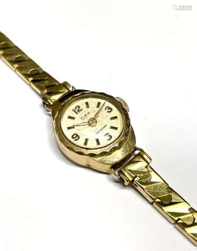 CIPA. Montre bracelet de dame à boîtier en or jaune, le cadr...