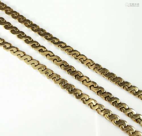 Collier à mailles articulées en or jaune. L_ 46 cm.11.15 gra...