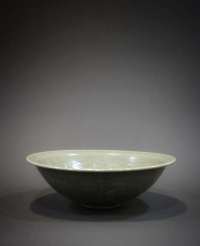 A super bowl of Kun in the 10th-12th century of China