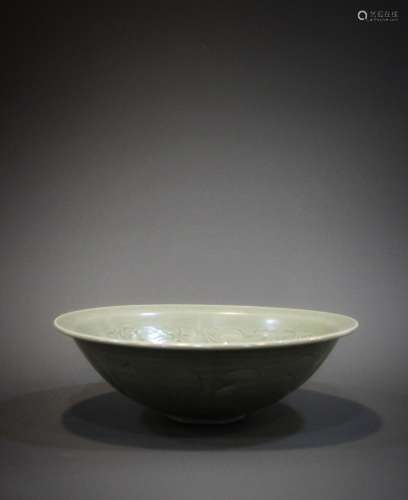 A super bowl of Kun in the 10th-12th century of China