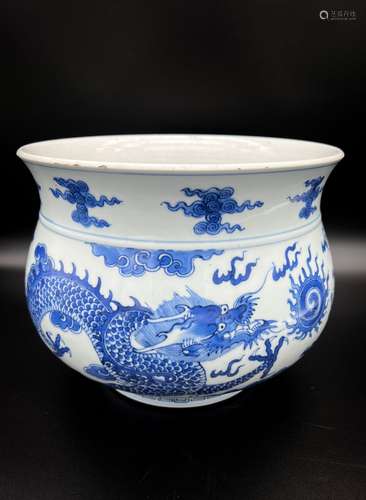 An 18th century Chinese porcelain art