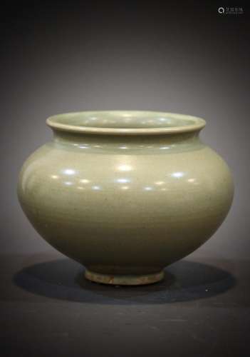 A Chinese porcelain art of Song Dynasty